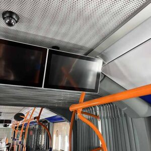 Bildschirme im Öffentlichen Verkehr