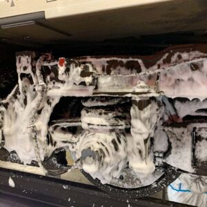 Drehgestell wird gereinigt